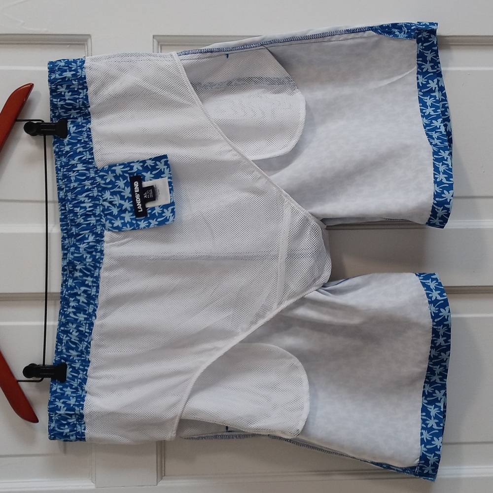 🌊Lands' End🌊 - Blue/White Palm Tree Swim Trunk - Picture 9 of 16